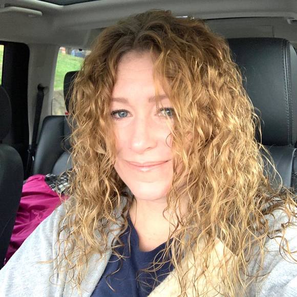 Meet your Posher, Kendra - Picture 1 of 1